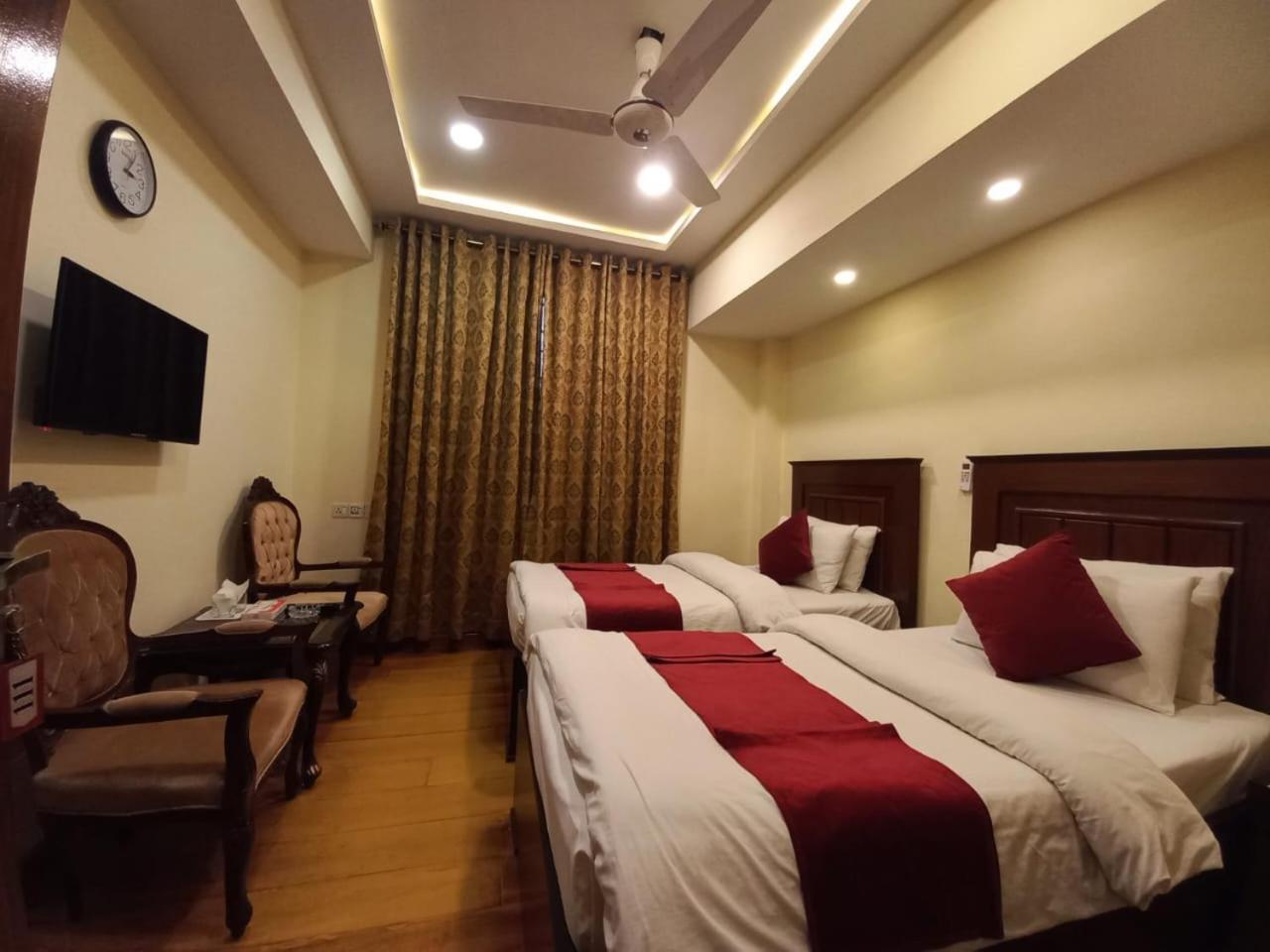 איסלמאבד Diplomat Hotel מראה חיצוני תמונה