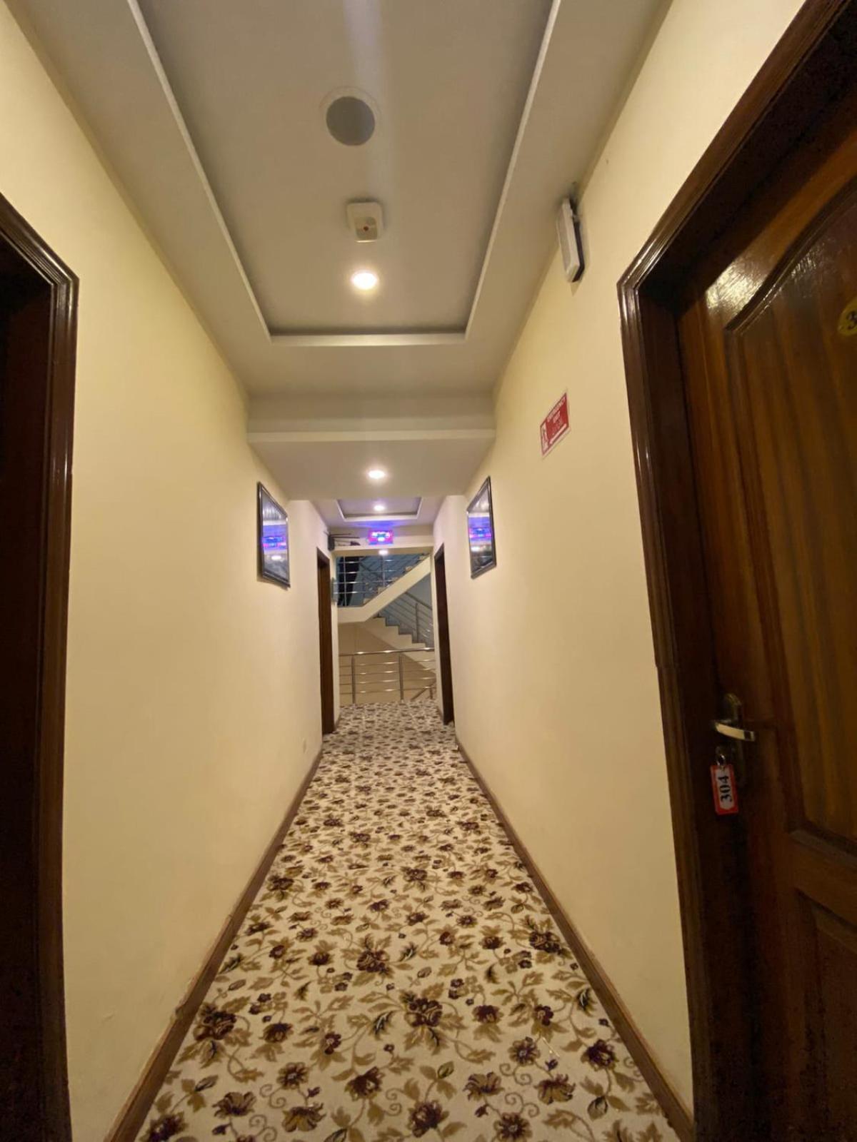 איסלמאבד Diplomat Hotel מראה חיצוני תמונה